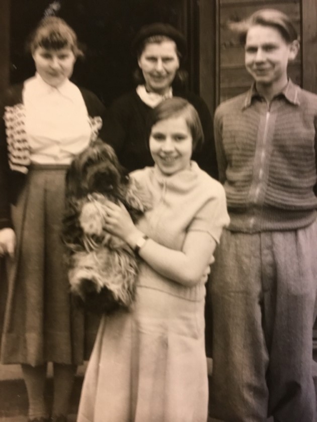 Barbara, her mother and siblings